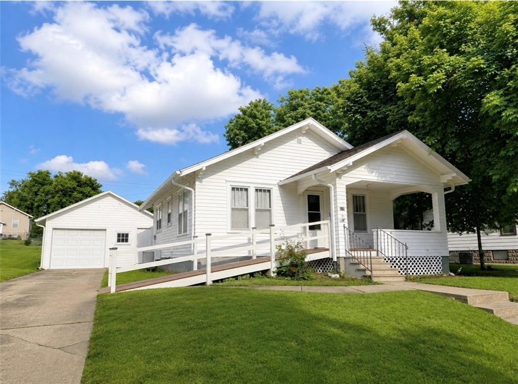 Photo of 417 S Walnut Street Maryville MO 64468