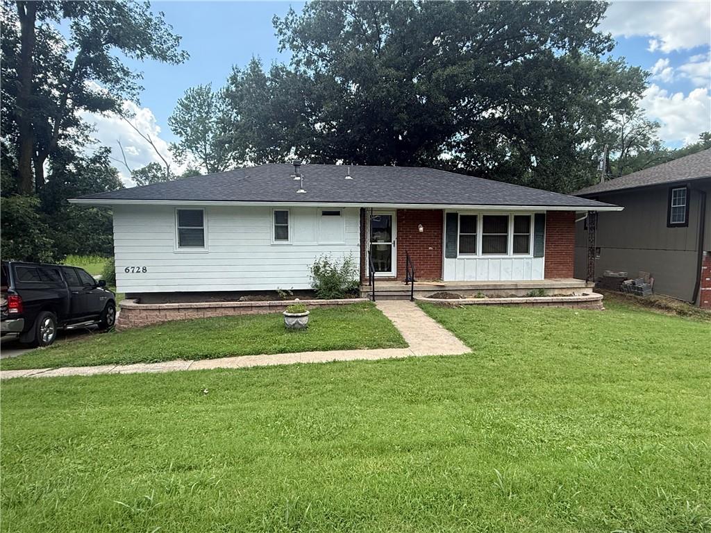 Photo of 6728 Manchester Avenue Kansas City MO 64133