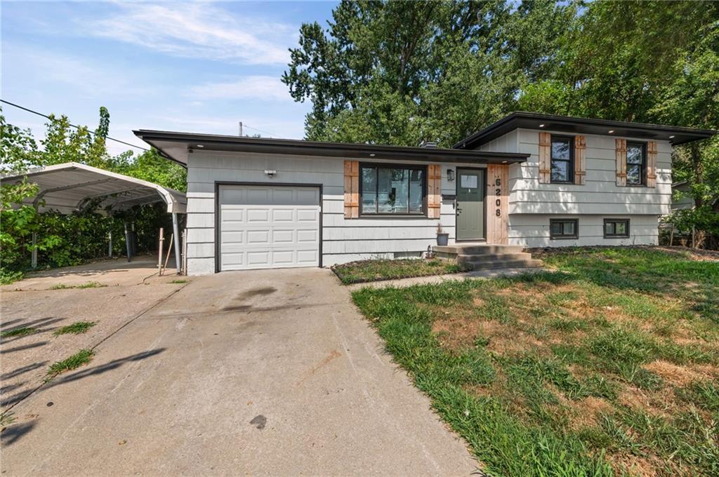 Photo of 6208 NE Antioch Road Gladstone MO 64119