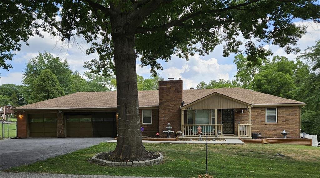 Photo of 5831 N Ava Avenue Kansas City MO 64151