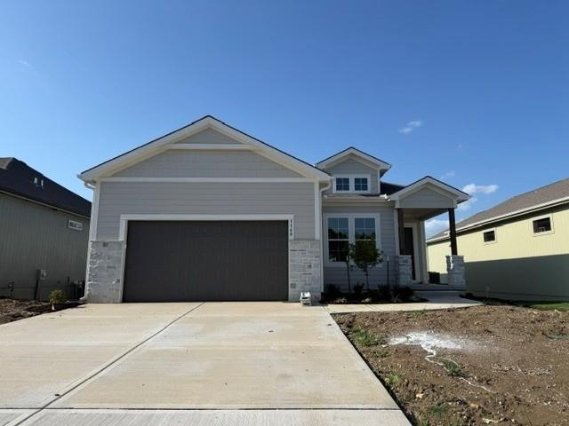 Photo of 1148 SW Whitby Drive Lee's Summit MO 64083