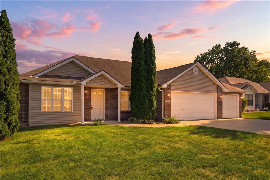 Photo of 1021 Bristol Drive Raymore MO 64083