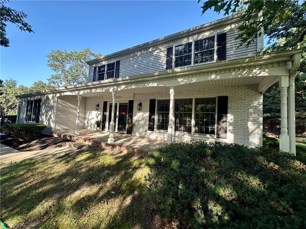 Photo of 227 White Ridge Drive Maryville MO 64468