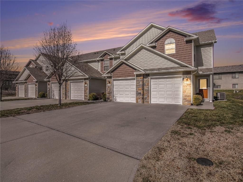 Photo of 254 Pointe Lane Raymore MO 64083