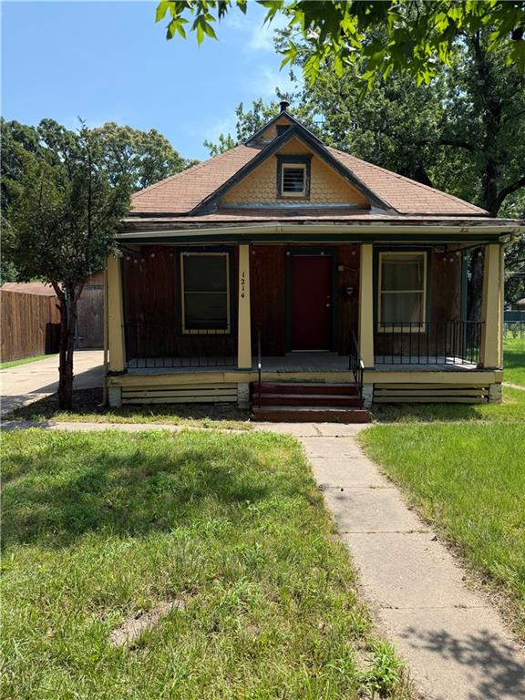Photo of 1214 Oakland Avenue Topeka KS 66616
