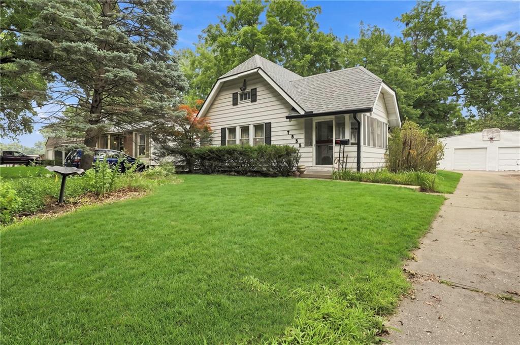 Photo of 7535 McGee Street Kansas City MO 64114