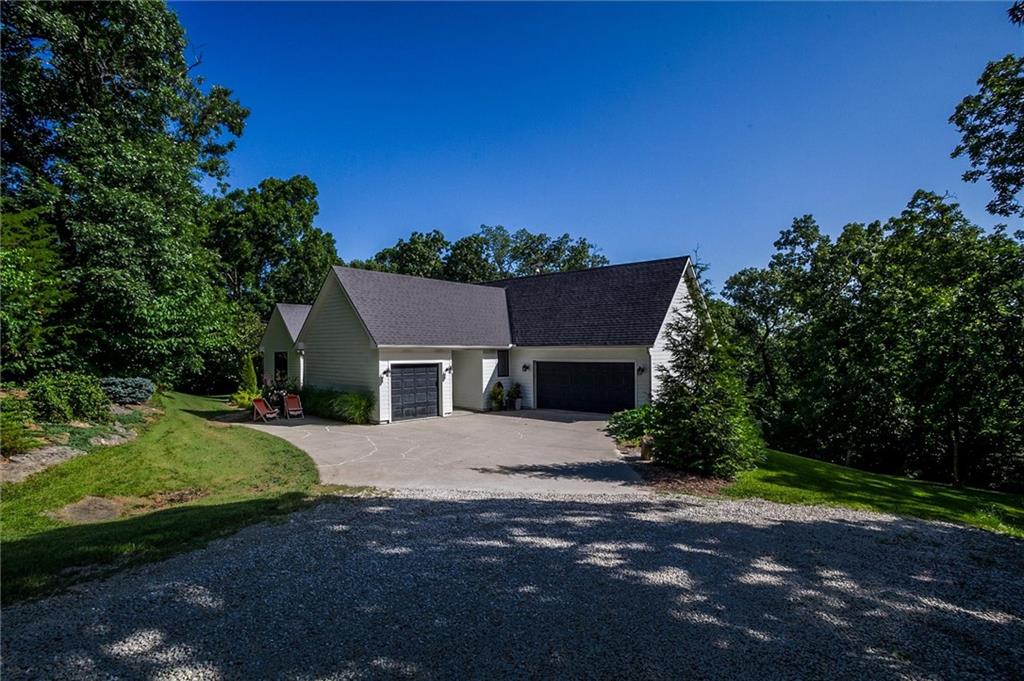 Photo of 17296 Chase Lane Tonganoxie KS 66086