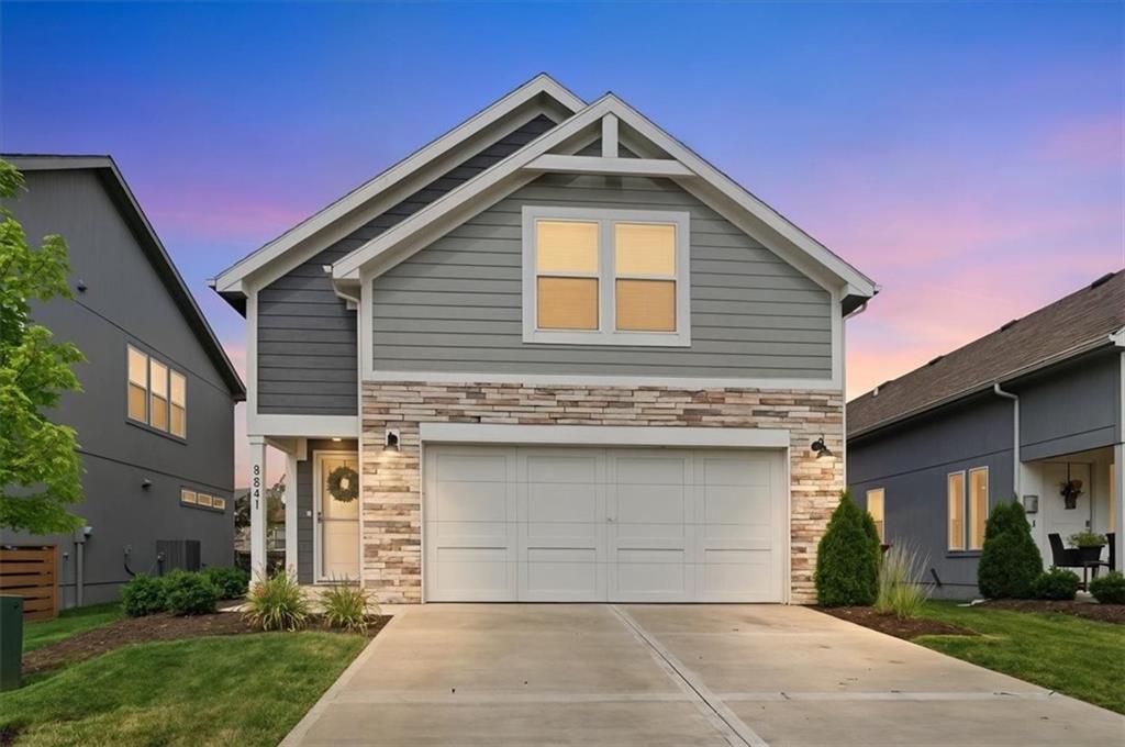Photo of 8841 SW 9th Terrace Lee's Summit MO 64064