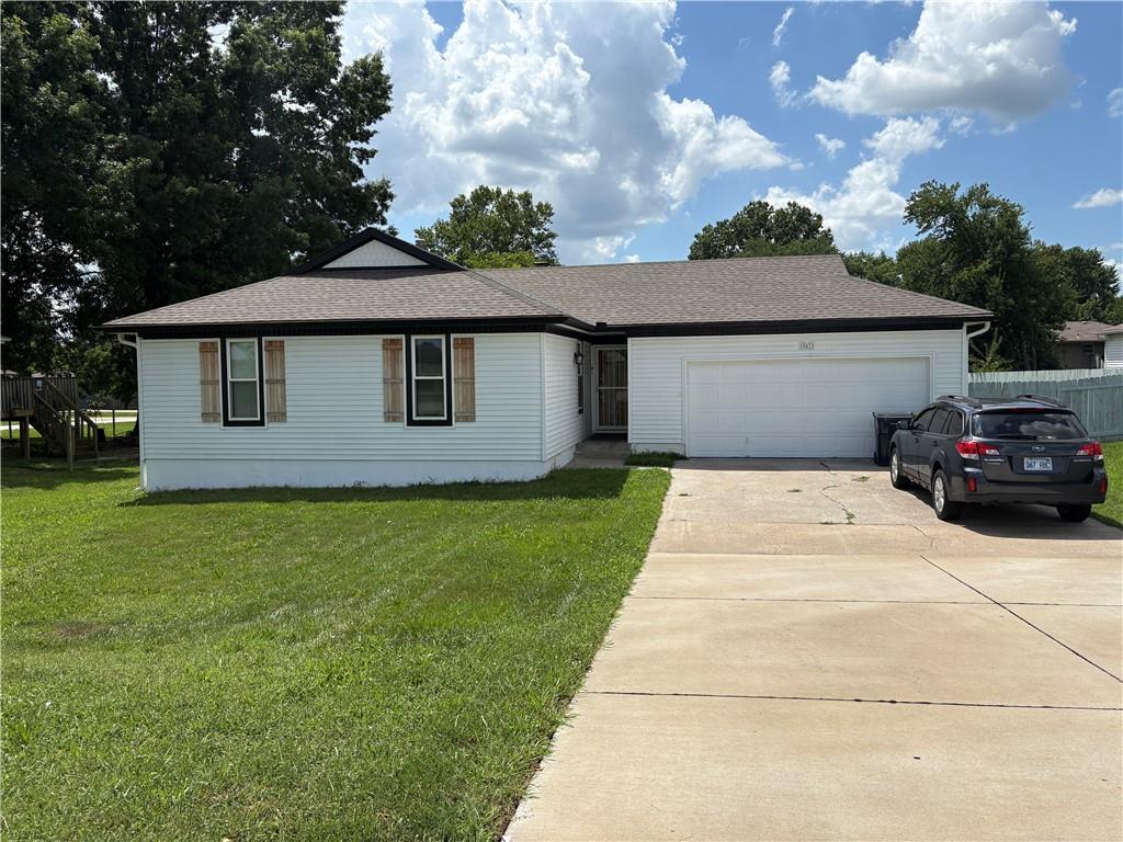 Photo of 10512 N Oak Trafficway Kansas City MO 64155