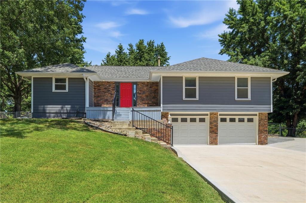 Photo of 21222 W 70th Street Shawnee KS 66218