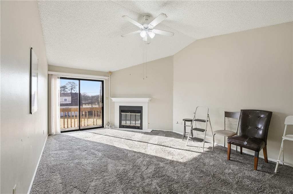 Photo of 8139 Holmes Road #202 Kansas City MO 64131