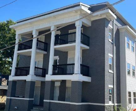 Photo of 2305 E 37TH Street Kansas City MO 64109