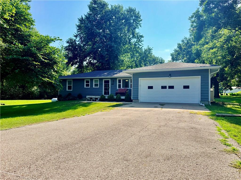 Photo of 412 NW 21 Road Warrensburg MO 64093