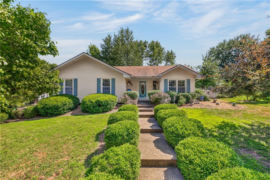 Photo of 7301 NW 79th Street Kansas City MO 64152