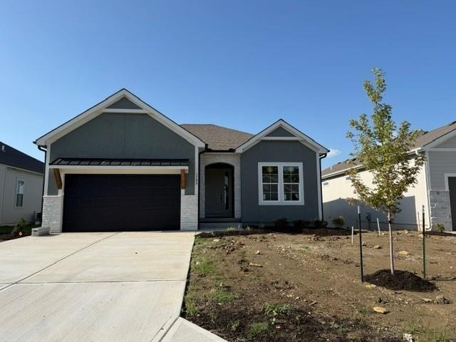 Photo of 1152 SW Whitby Drive Lee's Summit MO 64083