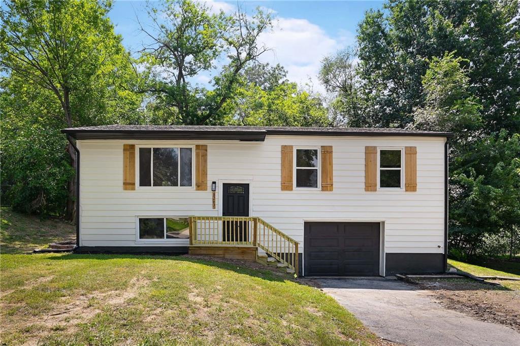 Photo of 8263 Barnett Avenue Kansas City KS 66112
