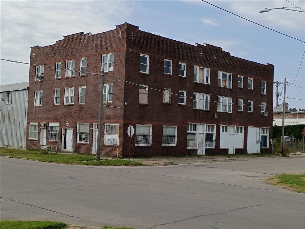 Photo of 102 S Locust N/A Pittsburg KS 66762