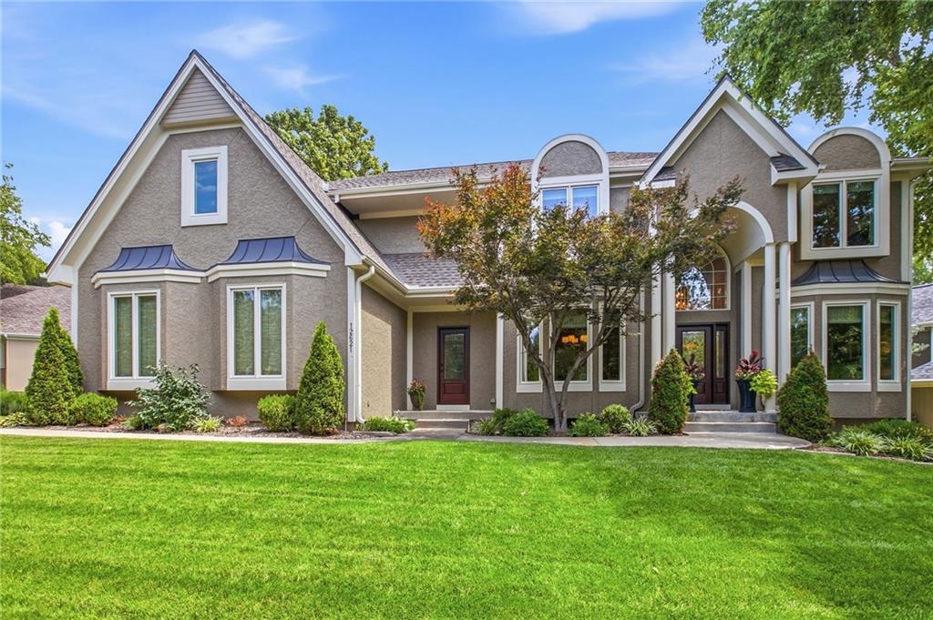 Photo of 12621 Ballentine Street Overland Park KS 66213