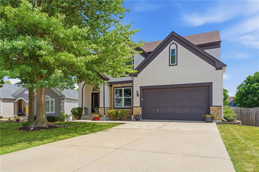 Photo of 9317 N Charlotte Court Kansas City MO 64155