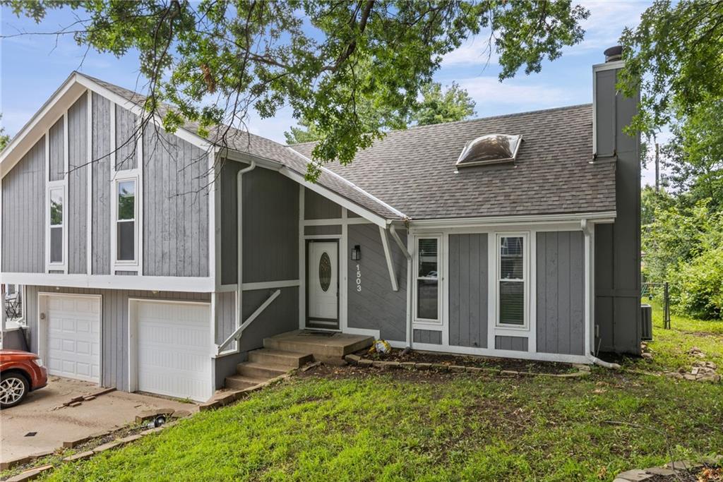 Photo of 1503 W LOULA Street Olathe KS 66061
