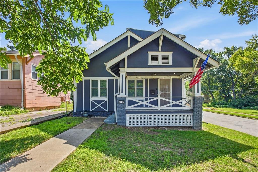Photo of 4947 Woodland Avenue Kansas City MO 64110