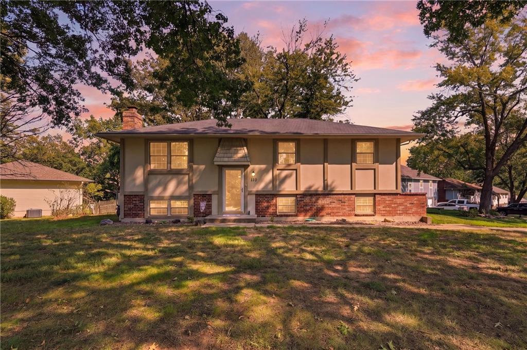 Photo of 110 SE Rockwood Street Blue Springs MO 64014