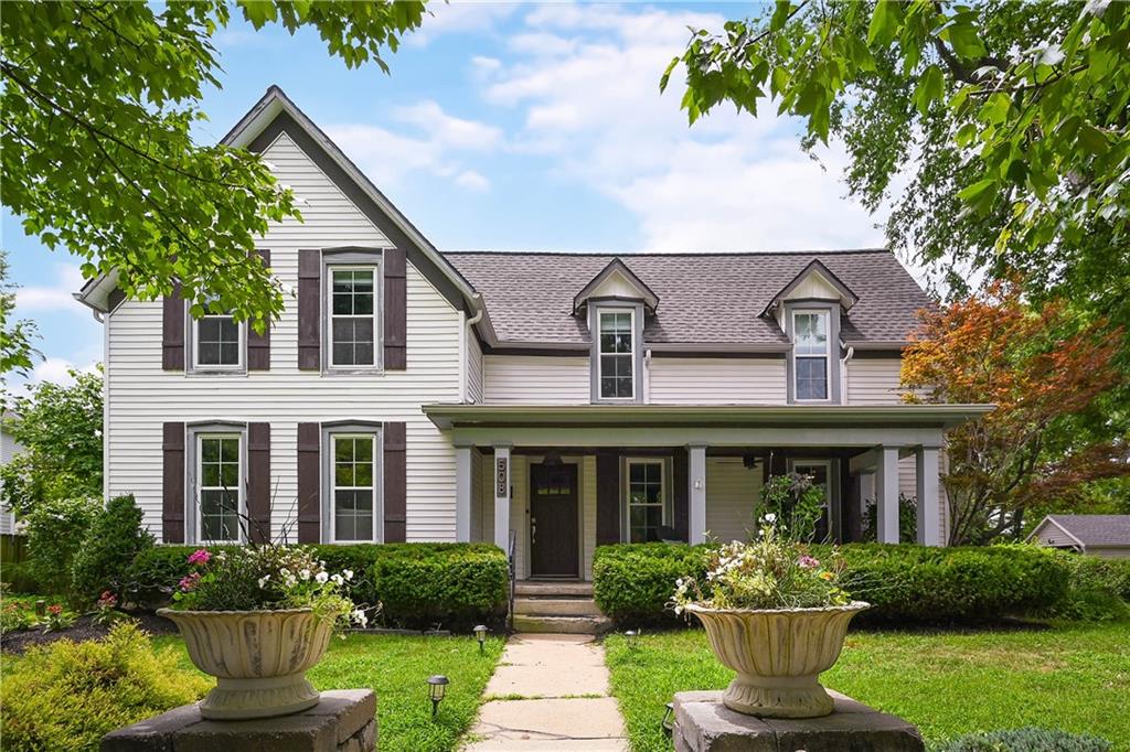 Photo of 508 SE Green Street Lee's Summit MO 64063