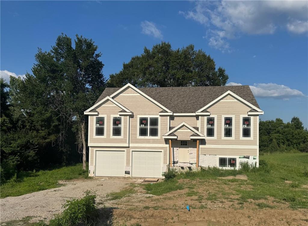 Photo of 233 SE 141 Road Warrensburg MO 64093