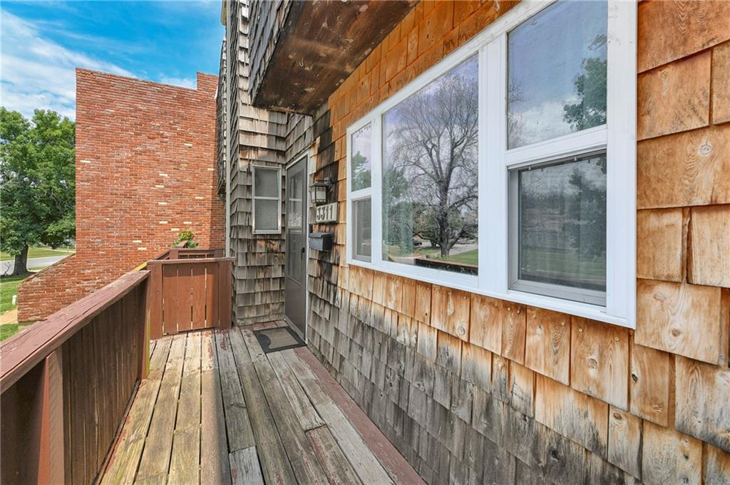 Photo of 3311 Bridge Manor Drive Kansas City MO 64137