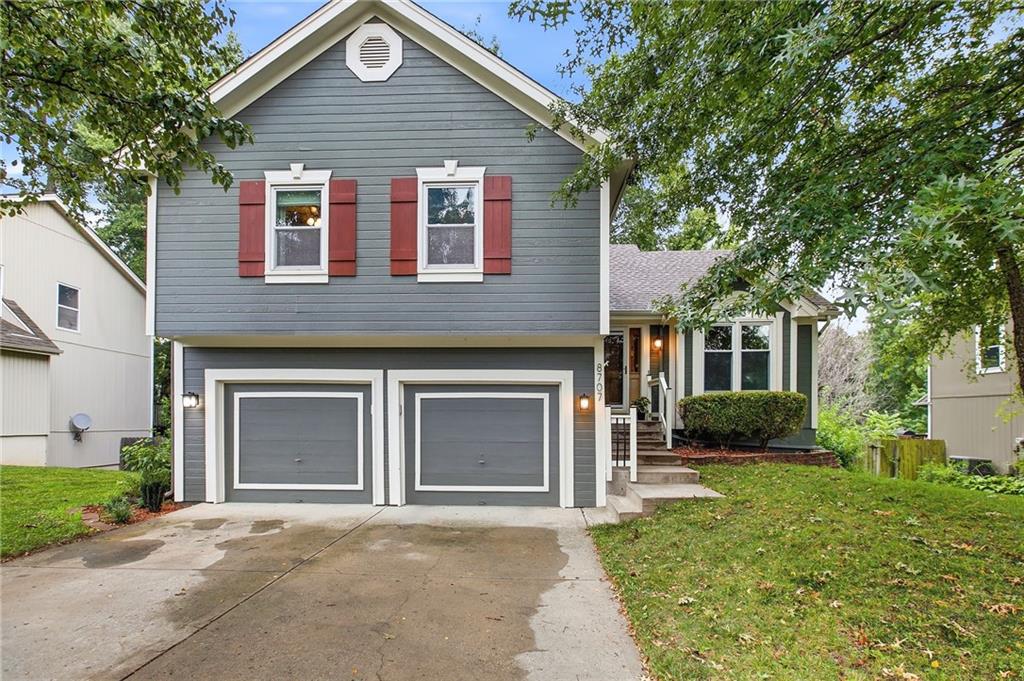 Photo of 8707 N Mcdonald Avenue Kansas City MO 64153