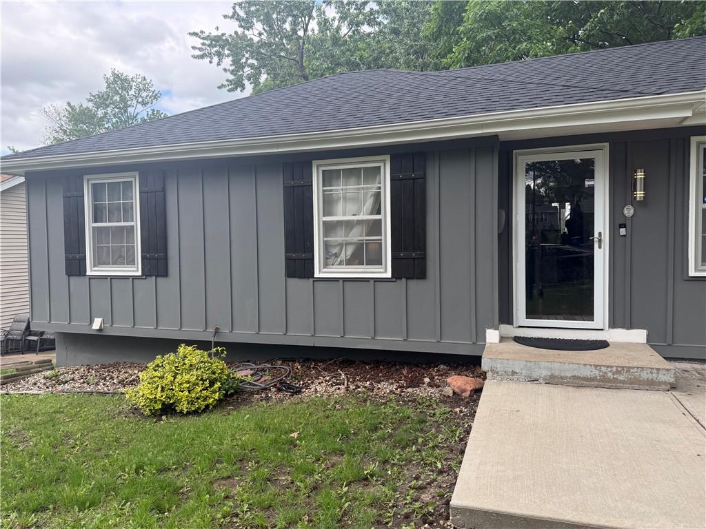 Photo of 8513 Arlington Avenue Raytown MO 64133