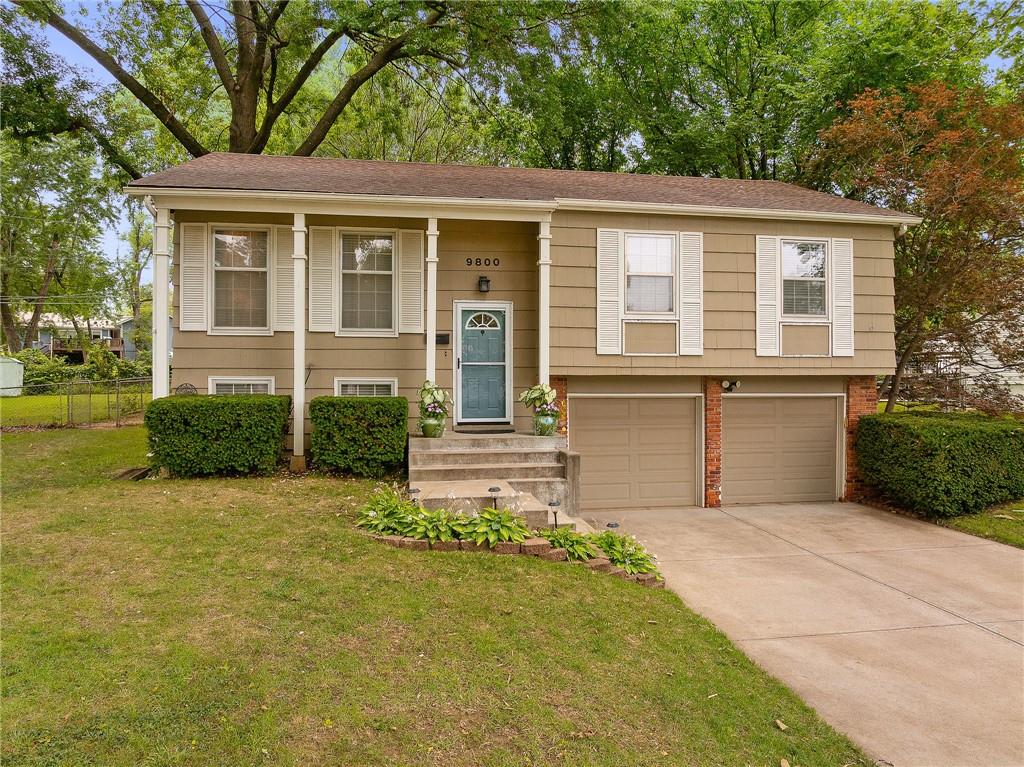 Photo of 9800 W 89th Terrace Overland Park KS 66212