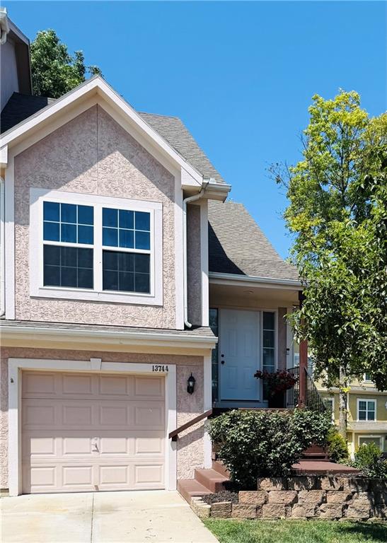 Photo of 13744 Grove Avenue Bonner Springs KS 66012