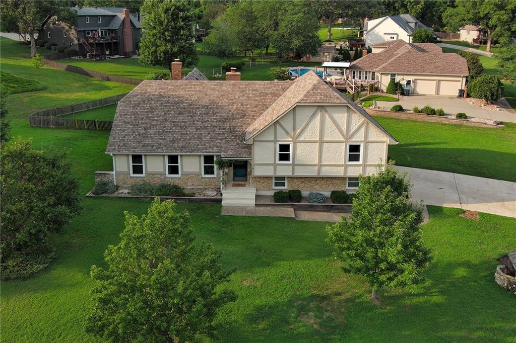 Photo of 1100 SW 44th Street Blue Springs MO 64015