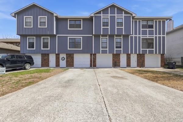 Photo of 2000 SW 9th Street Blue Springs MO 64015