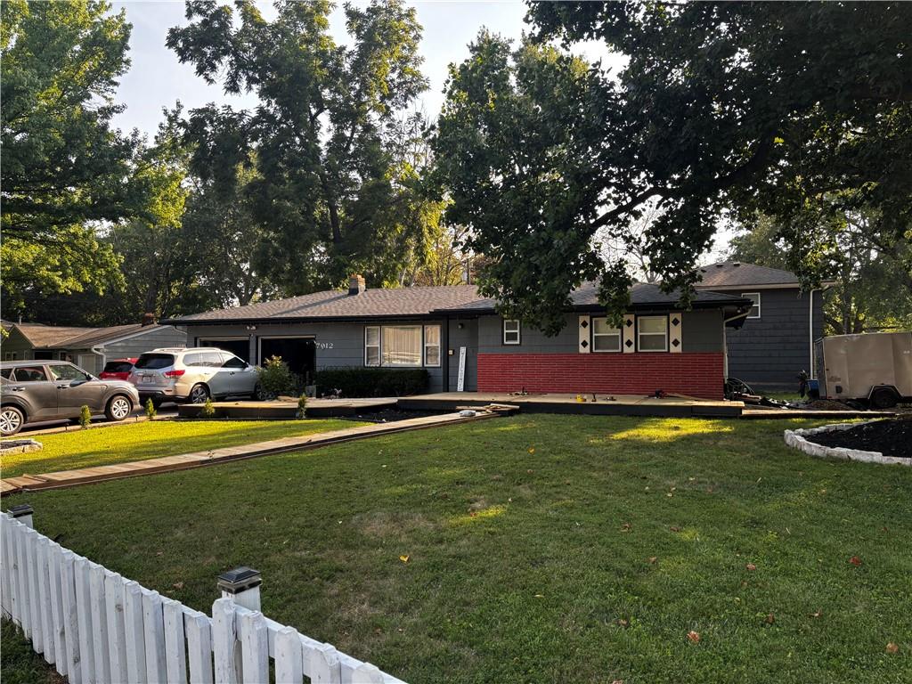 Photo of 7912 Overton Drive Kansas City MO 64138