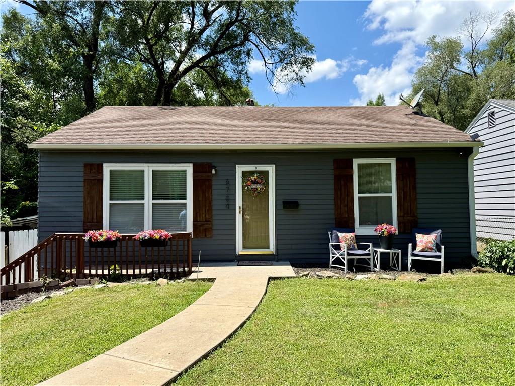 Photo of 6704 Harris Avenue Kansas City MO 64133