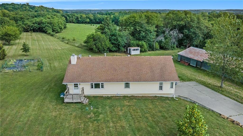 Photo of 22248 McIntyre Road Leavenworth KS 66048