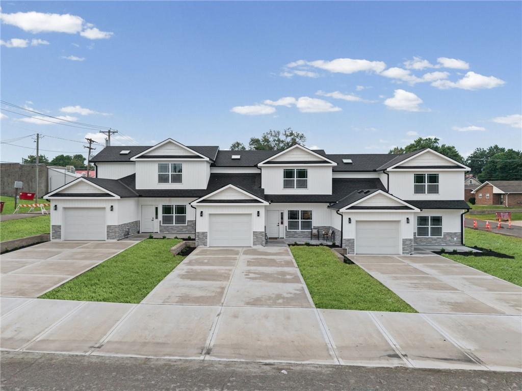 Photo of 117 E 3rd Street Lawson MO 64062