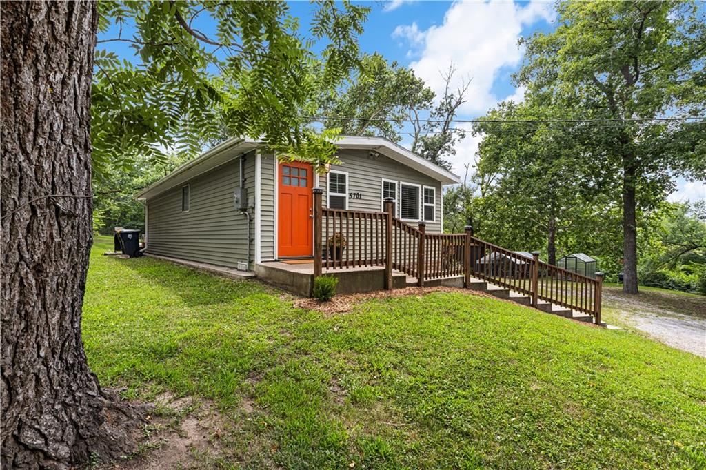 Photo of 5701 E 56th Street Kansas City MO 64130