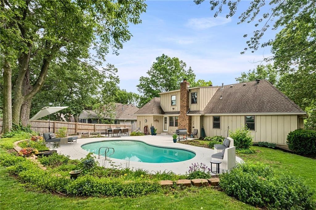 Photo of 12606 W 69th Street Shawnee KS 66216
