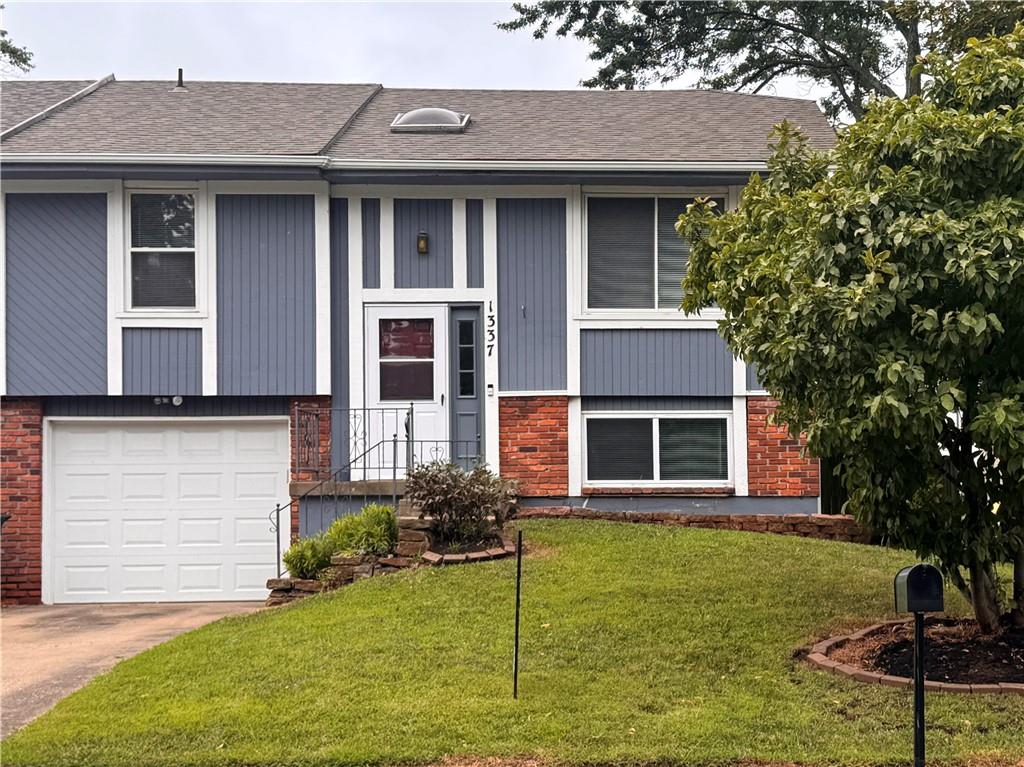 Photo of 1337 E 123rd Street Olathe KS 66061
