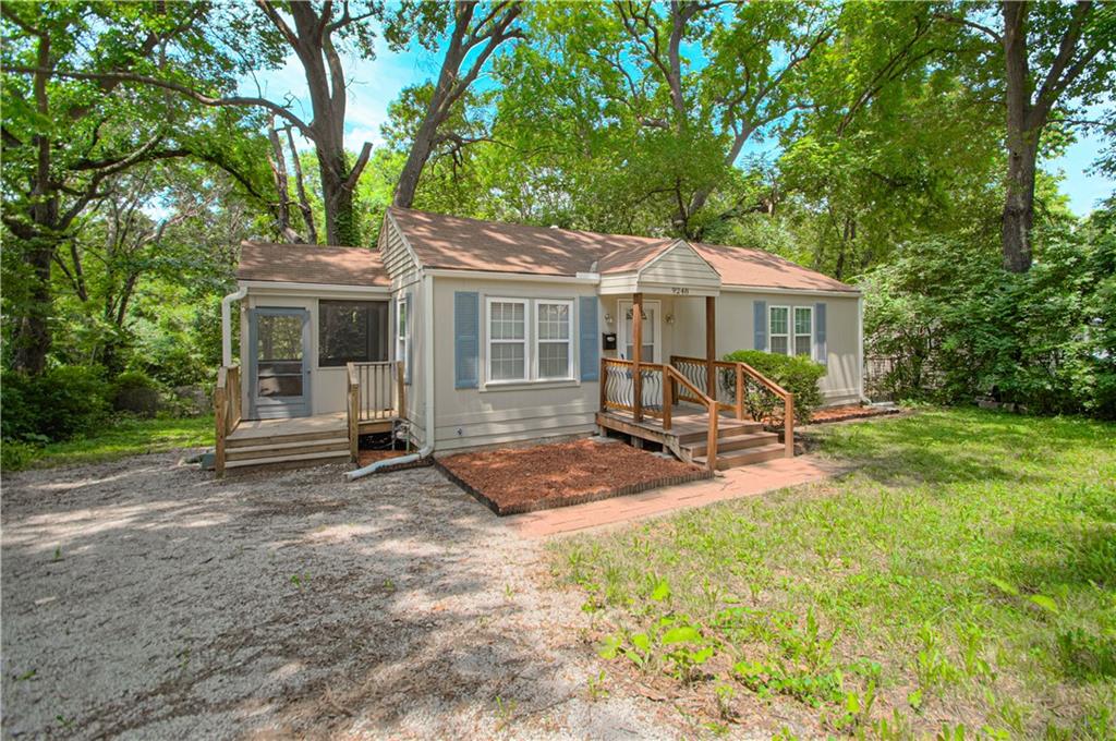 Photo of 9248 McGee Street Kansas City MO 64114