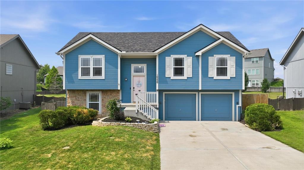 Photo of 10220 N Lewis Avenue Kansas City MO 64157