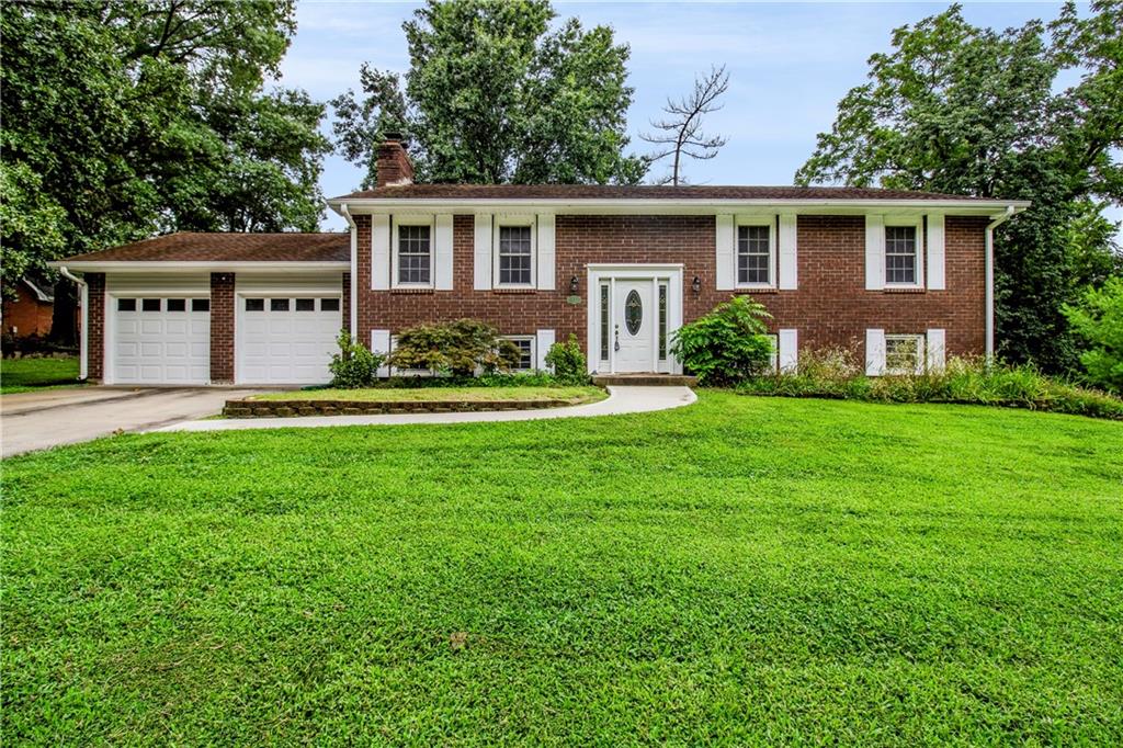 Photo of 15 Circle Drive Warrensburg MO 64093