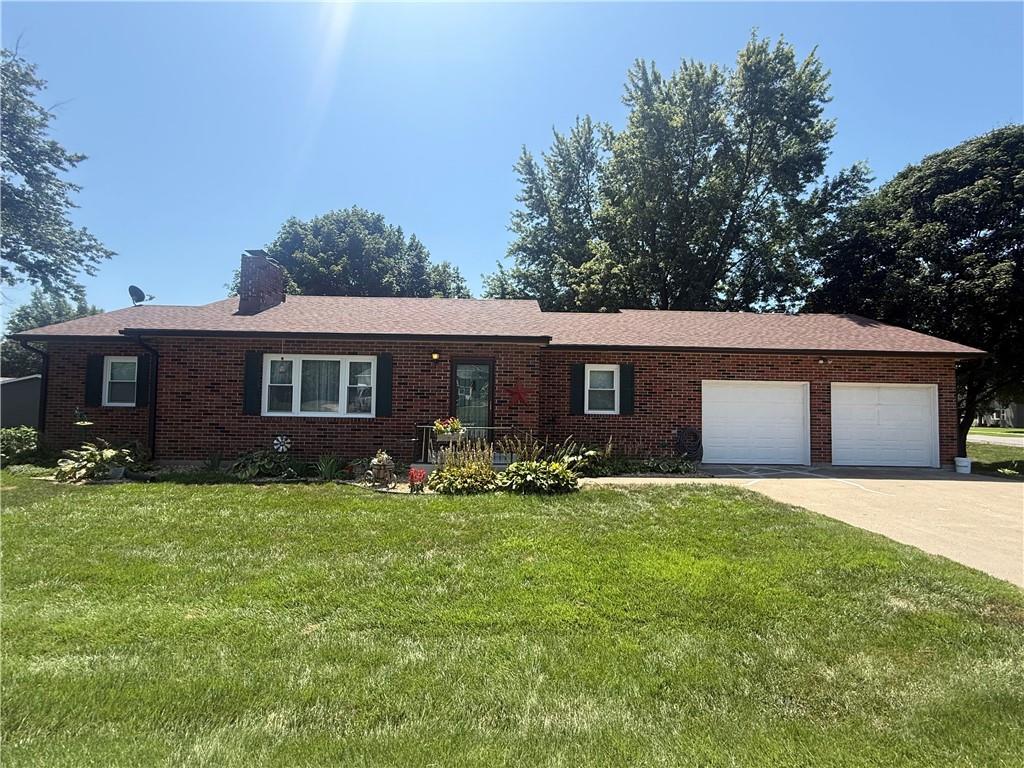 Photo of 103 S Ridge Drive Oregon MO 64473