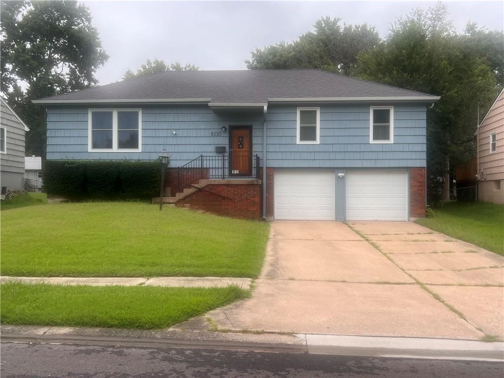 Photo of 8220 E 134th Street Grandview MO 64030