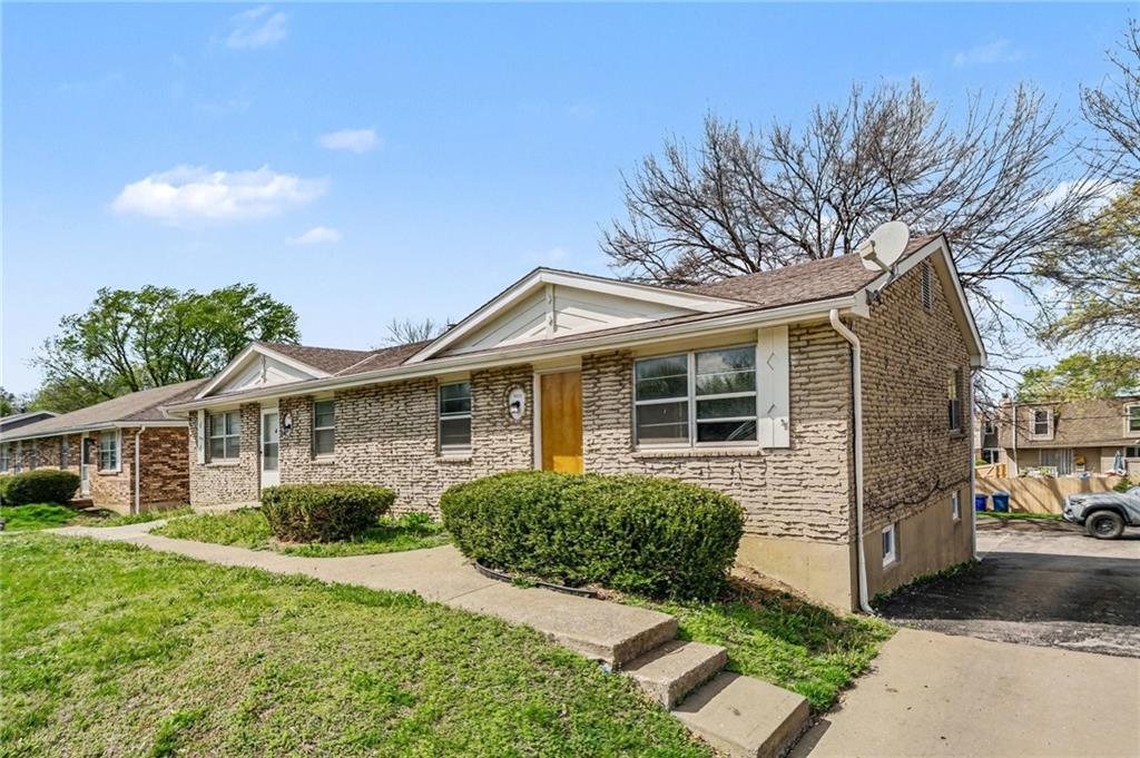 Photo of 3522 NE 72nd Street Kansas City MO 64119