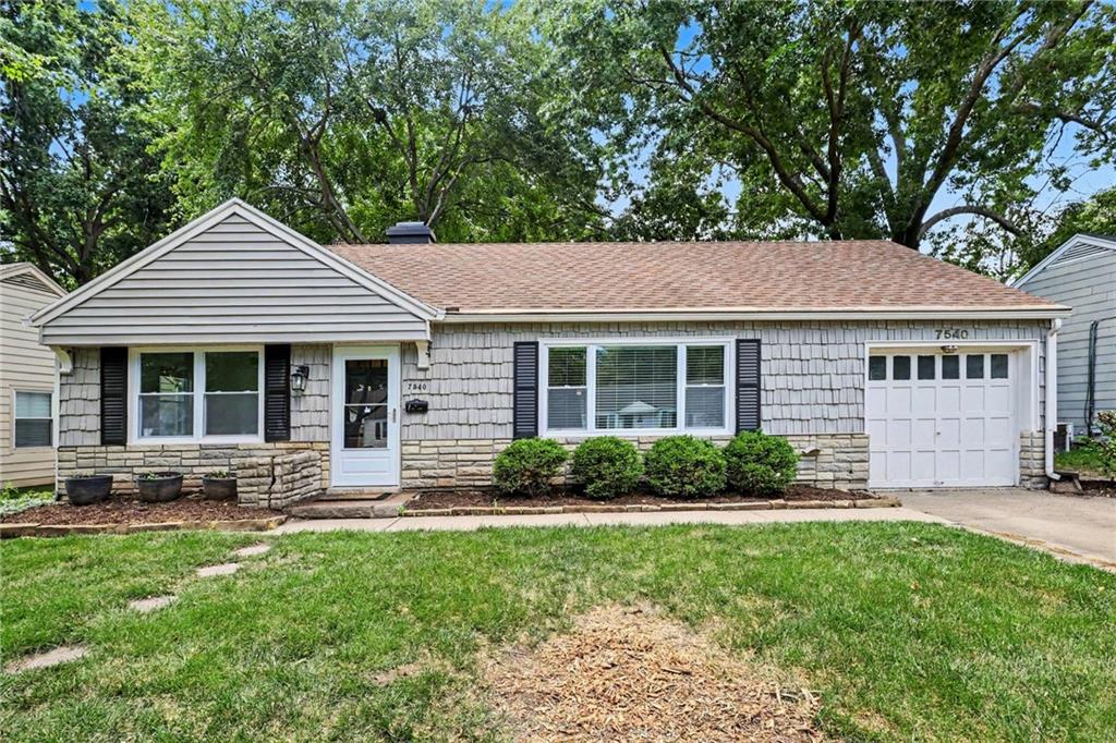 Photo of 7540 Rainbow Drive Prairie Village KS 66208