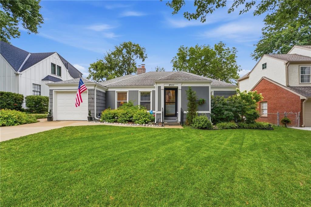 Photo of 4951 Norwood Street Westwood KS 66205